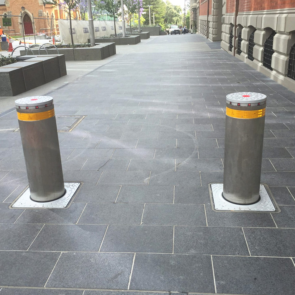 J275 Bollard Installation