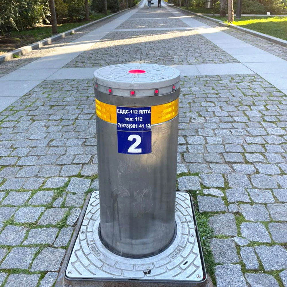 J275 Bollard Installation